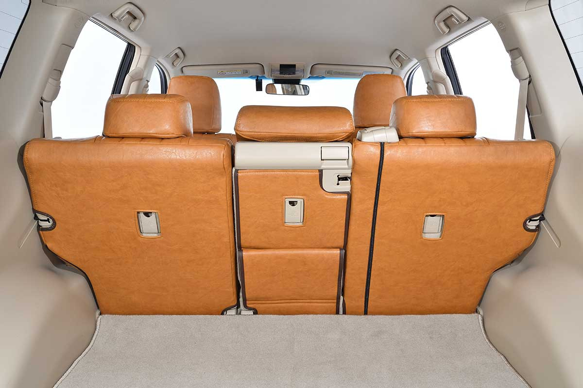 150プラド　シートカバー クラシック　ラゲッジスペース