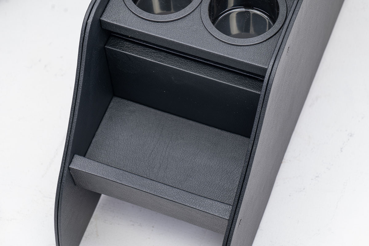 【デリカD5専用】センターコンソール T.W.G