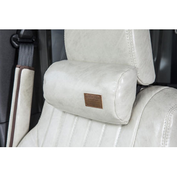 カーアクセサリー　ネックパッド