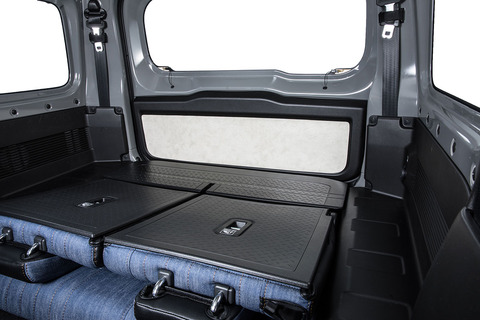 リアゲートトリムアクセント アンティーク　ホワイトスモーク