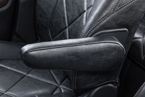 車種限定 YARIS CROSS HYBRID