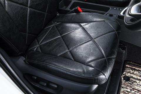 車種限定 YARIS CROSS HYBRID