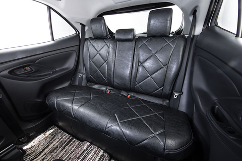 車種限定 YARIS CROSS HYBRID