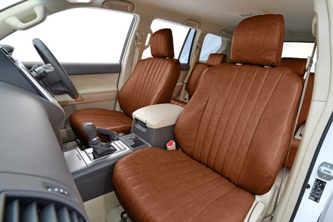 ランドクルーザープラド装着イメージ　ブラウン