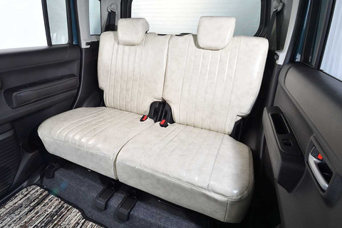 シートカバー アンティークホワイトスモーク　後部座席