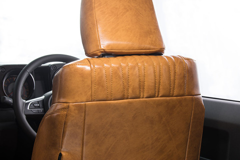 シートカバー  アンティークデザインD　キャメル 　ジムニー装着