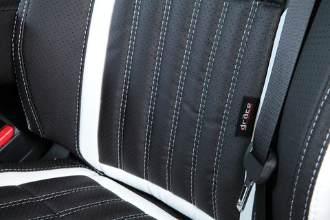 シートカバー 車種限定 30系ALPHARD & VELLFIRE　ブラックxホワイト背面