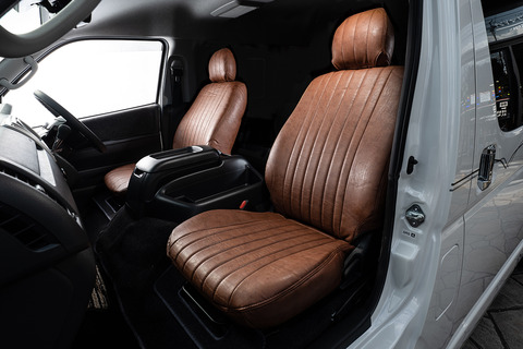 200ハイエース　シートカバー クラシック　ブラウンカラー装着イメージ