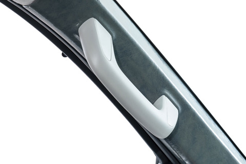 125ハイラックス ピラーパネル クラシック 2個セットグレー　助手席側詳細