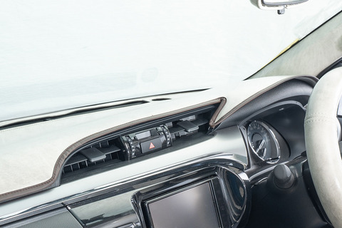 125ハイラックス ダッシュボードマット アンティーク ホワイトスモーク