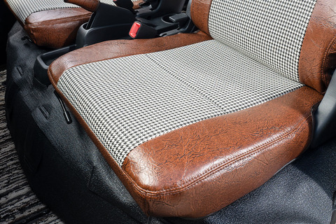 タウンエース シートカバー アンティーク千鳥ブラウン前列座面詳細