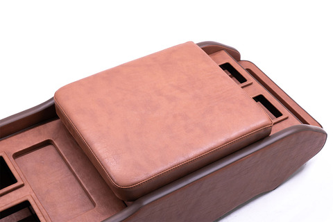 200系ハイエースS-GL用センターコンソール　クラシック　ブラウン肘置きにも快適なウレタン内包