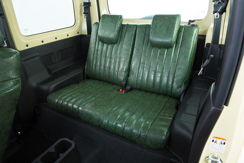 シートカバー  アンティーク後部座席装着