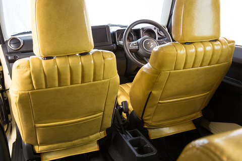 シートカバー  アンティーククリームイエロージムニー装着