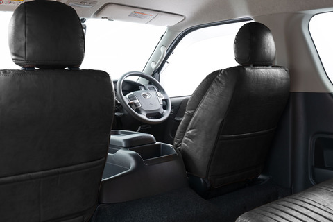 200ハイエース　シートカバー クラシック　ブラックカラー後部座席装着イメージ