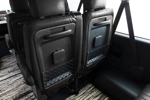 200ハイエース　シートカバー クラシック　ブラックカラー後部座席装着イメージ