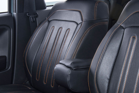 LA900S/LA910Sタフト　車種限定シートカバー  TAFT　装着イメージ