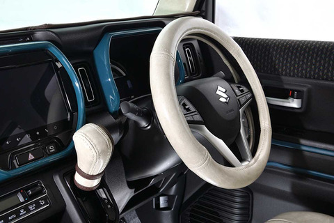 ホワイトスモーク