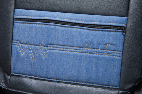 シートカバー  M.I.C DENIM　ジムニー装着