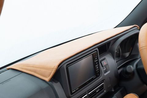 S700 アトレー/ハイゼットカーゴ  ダッシュボードマットS クラシック　キャメル