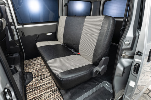 S700ハイゼットカーゴ　シートカバー 千鳥チェック　　後部座席