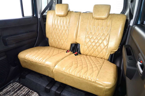 アンティーク デザインD　クリームイエロー　ハスラー装着