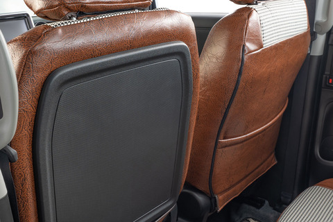 スペーシアベース シートカバー アンティーク千鳥　前席背面デザイン