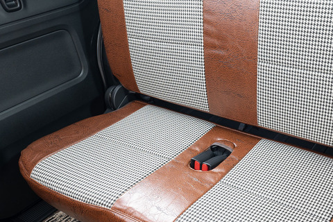 スペーシアベース シートカバー アンティーク千鳥　後部座席詳細