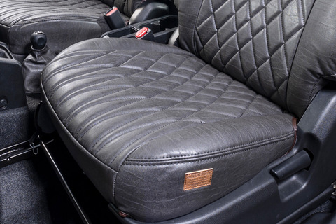 シートカバー  アンティークデザインD　ヴィンテージブラック　ジムニー装着