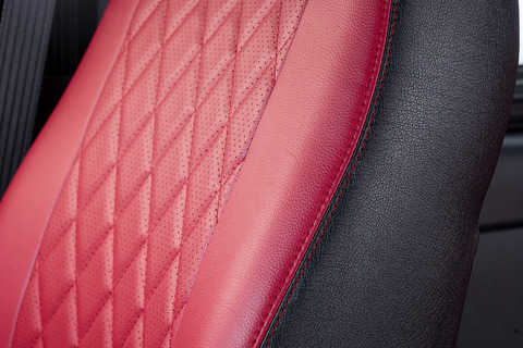 シートカバー車種限定　ハイエースtype200 バン2列車用 【1台分全席】