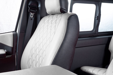 シートカバー車種限定　ハイエースtype200 バン2列車用 【1台分全席】