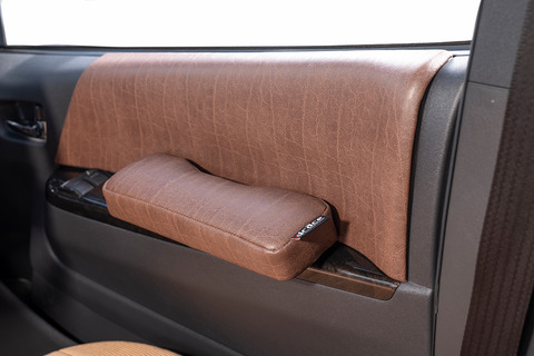 200ハイエース ドアアームレスト 左右セット アンティーク　ヴィンテージブラウンカラー