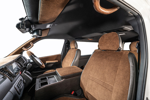 200ハイエース 木製グリップ Aピラー用左右2本セットウォールナット 装着イメージ