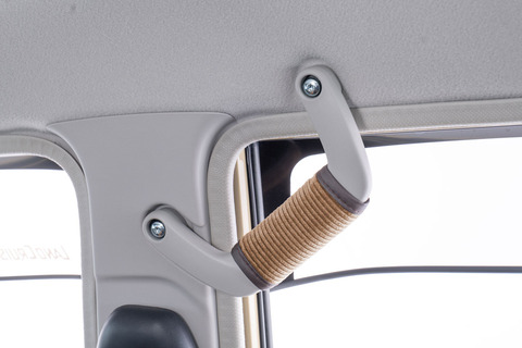 ランドクルーザー70再再販モデルグリップカバーコーデュロイキャメルBピラー運転席側