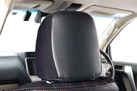 【全対応車種用】シートカバー  M.I.C DENIM インディゴ　プラド装着画像