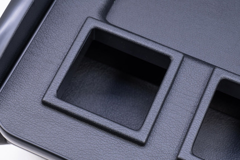 200系ハイエースS-GL用センターコンソール　T.W.G