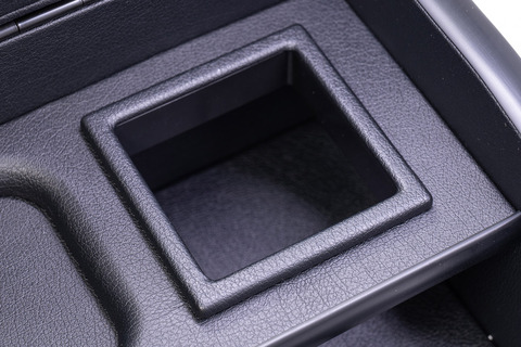 200系ハイエース ワゴンGL グランドキャビン用センターコンソール T.W.G　