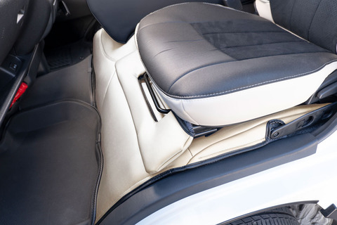 200ハイエース ナロー用 エンジンフードカバー＆スカートセット プライム　バニラ