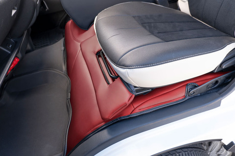 200ハイエース ナロー用 エンジンフードカバー＆スカートセット プライム　ボルドー