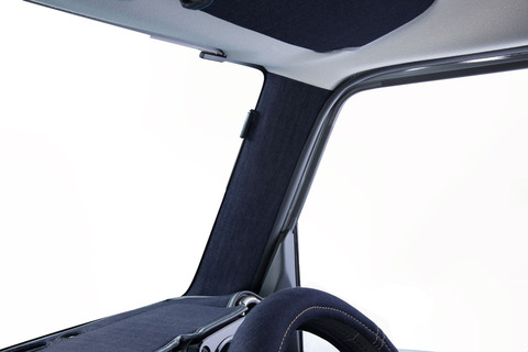【ジムニーJB64/JB74専用】 Aピラーパネル　張り替え済み交換タイプ　左右セット　 アンティーク　デニムデザイン インディゴ