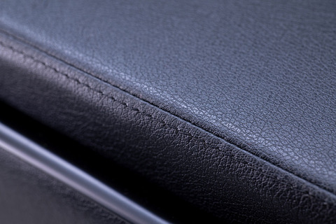 しっかりとした縫製でインテリアのグレードを上げます