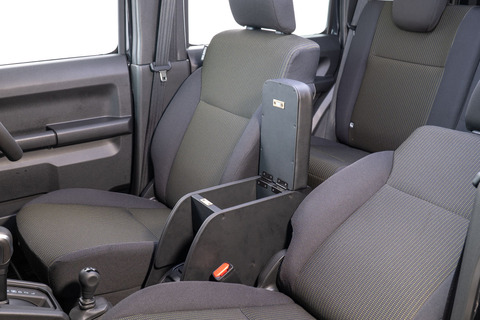 【ジムニーJB64/JB74/ノマド専用】センターコンソール Ver.2 プライム バニラ　装着イメージ