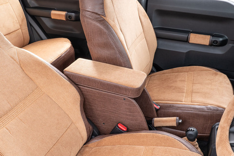 【ジムニーJB64/JB74/ノマド専用】センターコンソール Ver.3 アンティークコーデュロイ　装着イメージ