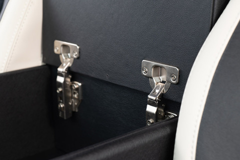 200系ハイエース標準S-GLナロー用シンプルセンターコンソール　装着イメージ