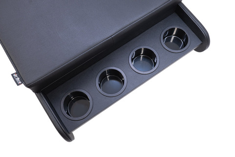 200系ハイエースワゴンGL グランドキャビン用シンプルセンターコンソール　単体イメージ 後部座席にもドリンクホルダーが四つついています