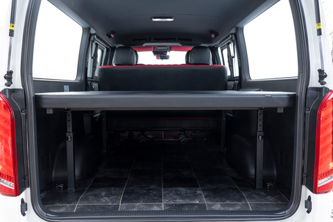 200系ハイエース標準 S-GLベッドキット ブラックレザー　一番高く設定した場合