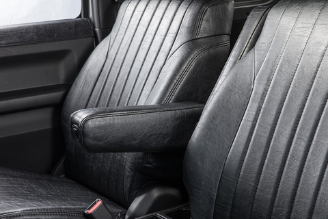 エクストラアームレストカバー　クラシック　ブラック