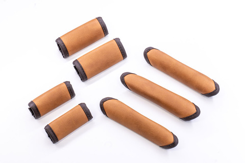 【ランクル70 再再販モデル専用】グリップカバー クラシック 7点セット　キャメル