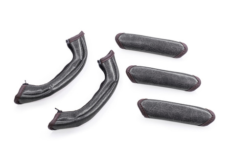 200ハイエース グリップカバー クラシックグロッシー 5点セット　ブラック