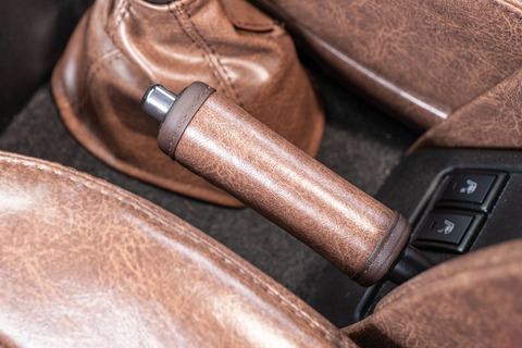 【ジムニーJB64/JB74専用】グリップカバー　 クラシックグロッシー 7点セット　ブラウン